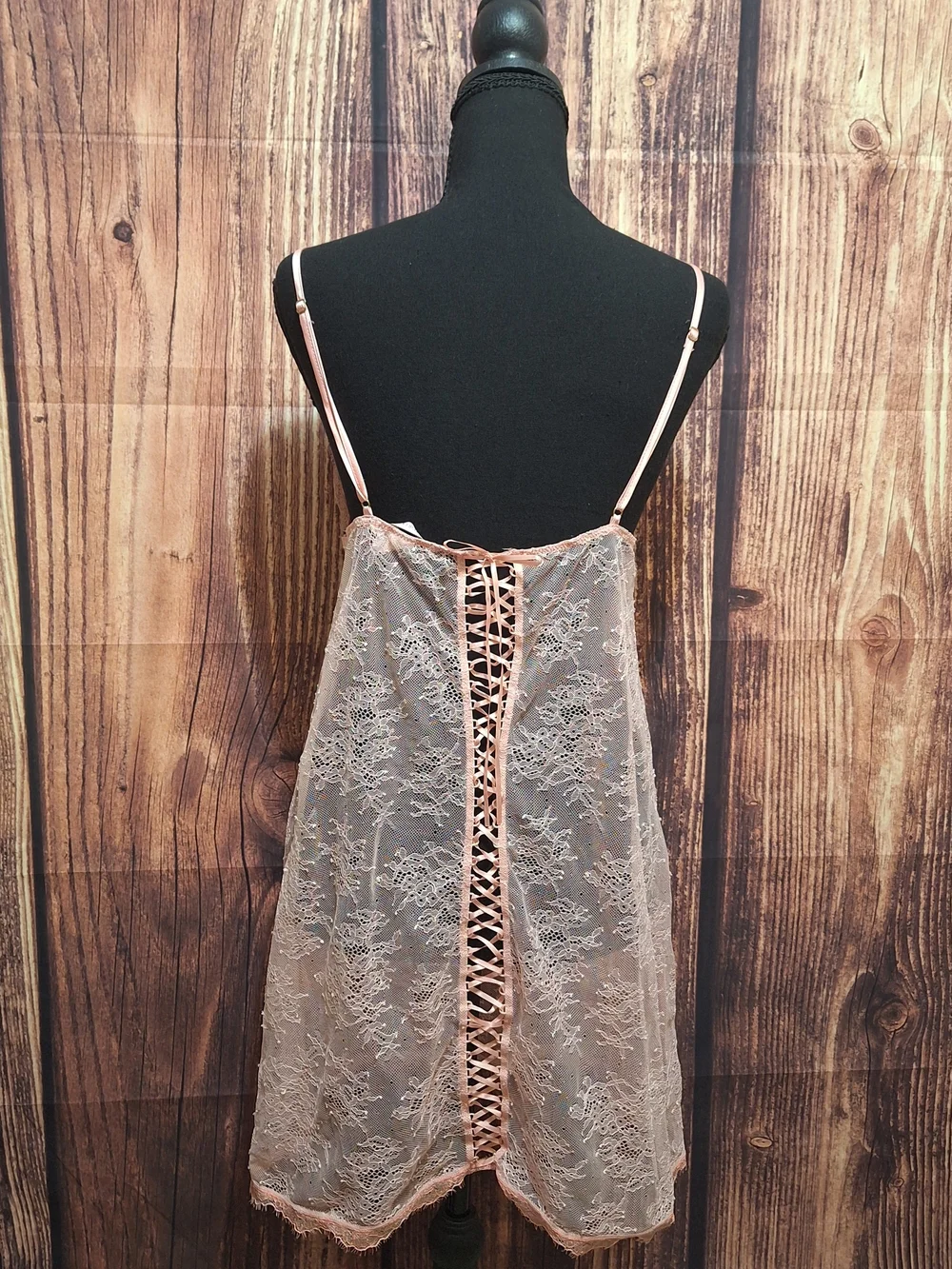 Victoria's Secret Peach Lace Sheer Chemise Slip Womens Size Large. - Picture 5 of 7